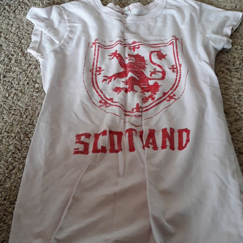 Tee